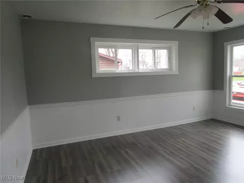 Living - 459 Third St, Geneva, OH 44041 photo 5 of 8