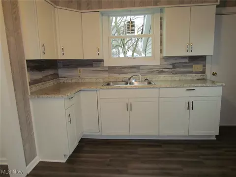Kitchen - 459 Third St, Geneva, OH 44041 photo 3 of 5
