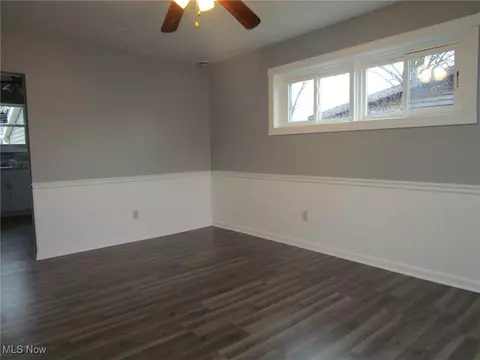 Living - 459 Third St, Geneva, OH 44041 photo 3 of 8
