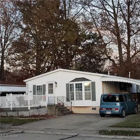 99 Caesar Cir, Amherst, OH 44001