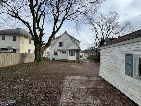 Exterior - 6539 Conley Rd, Ashtabula, OH 44004 photo 4 of 4