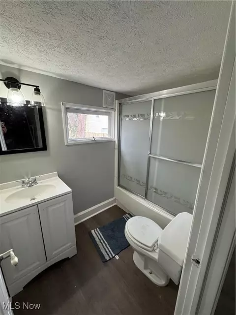 Bath - 6539 Conley Rd, Ashtabula, OH 44004 photo 4 of 6