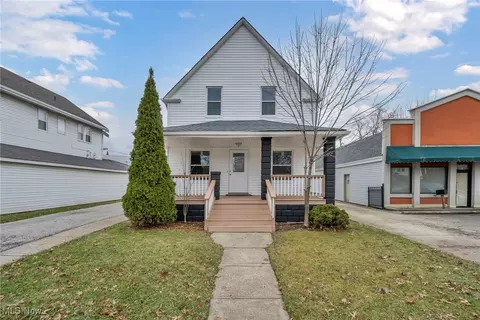 3825 W 140th St, Cleveland, OH 44111