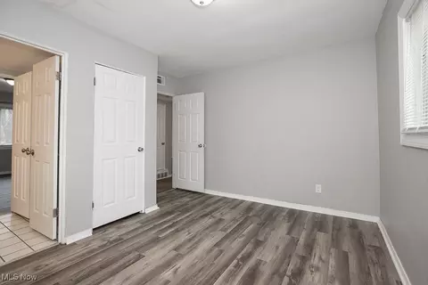 Bedroom - 587 Hemlock Dr, Euclid, OH 44132 photo 2 of 3