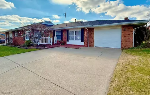 1506 43rd St, Parkersburg, WV 26104