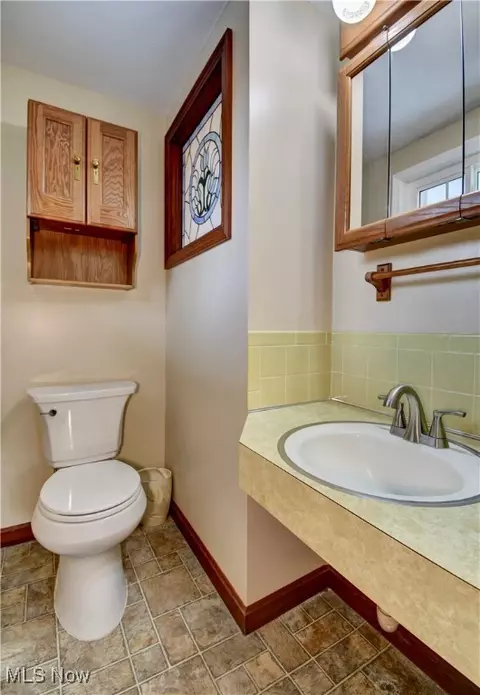 Bath - 201 Schaar Dr, Dover, OH 44622 photo 1 of 3