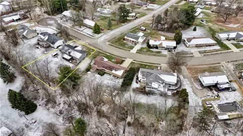View/Area - 201 Schaar Dr, Dover, OH 44622 photo 6 of 9