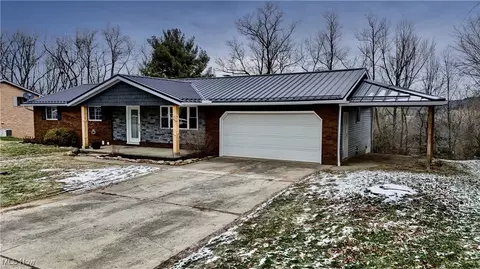 Exterior - 201 Schaar Dr, Dover, OH 44622 photo 2 of 10