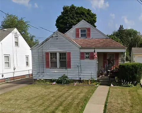 2115 23rd St NE, Canton, OH 44705