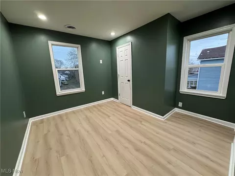 Bedroom - 2235 E 30th St, Lorain, OH 44055 photo 5 of 8