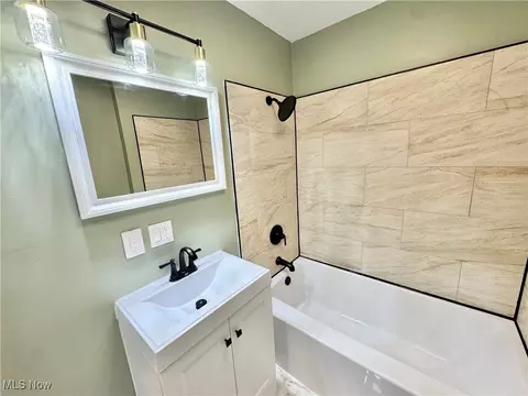 Bath - 2235 E 30th St, Lorain, OH 44055 photo 4 of 4