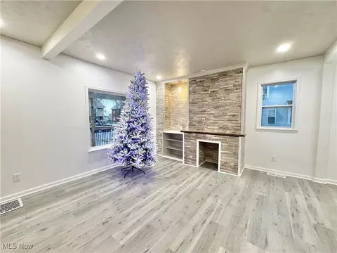 Living - 2235 E 30th St, Lorain, OH 44055 photo 2 of 9