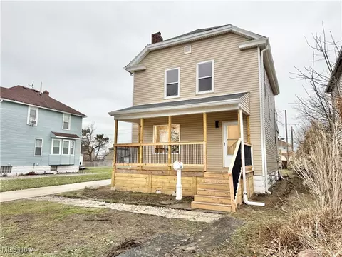 Exterior - 2235 E 30th St, Lorain, OH 44055 photo 11 of 11