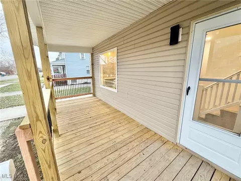 Exterior - 2235 E 30th St, Lorain, OH 44055 photo 4 of 11