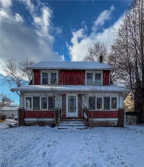 154 S Schenley Ave, Youngstown, OH 44509