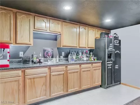 2184 Windham St NE, Canton, OH 44721 photo 30