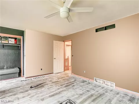 2184 Windham St NE, Canton, OH 44721 photo 27