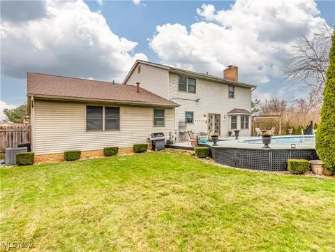 2184 Windham St NE, Canton, OH 44721 photo 38