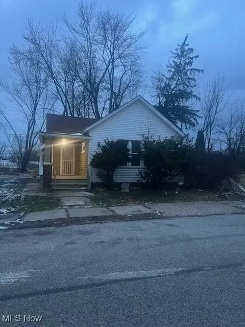 9607 Gaylord Ave, Cleveland, OH 44105