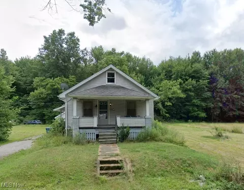 22045 Norman Ave, Alliance, OH 44601