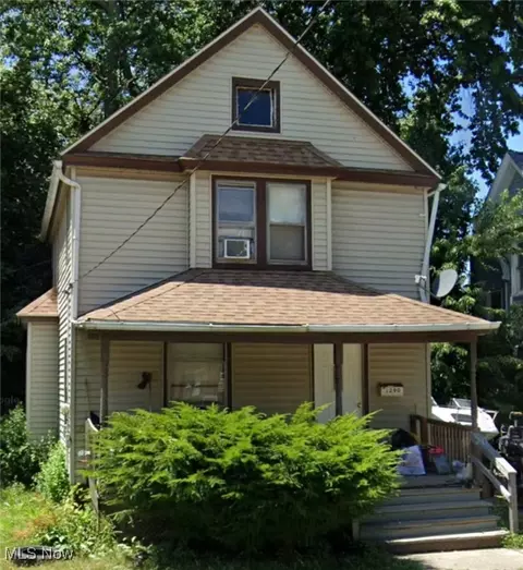 1290 E 188th St, Cleveland, OH 44110