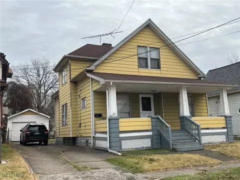 4091 E 56th St, Cleveland, OH 44105