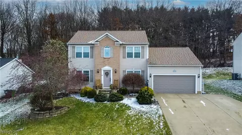 1820 John Carroll Dr SE, Massillon, OH 44646