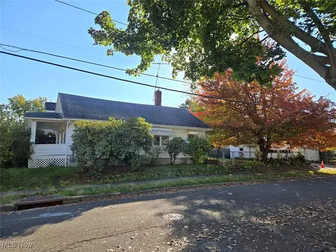 Exterior - 1830 Marks Ave, Akron, OH 44305 photo 2 of 4