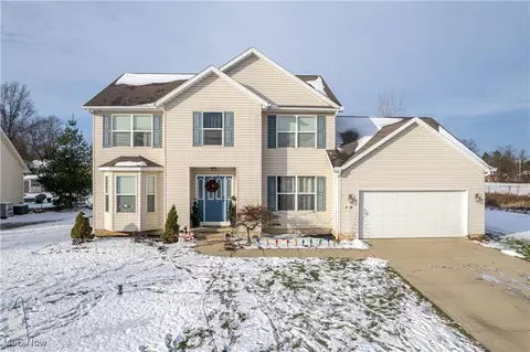 1224 Limerick Ln, Grafton, OH 44044