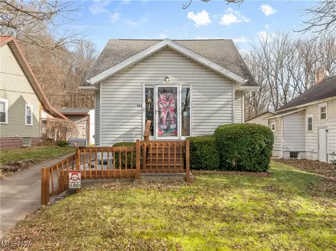 567 Elko Ave, Akron, OH 44305