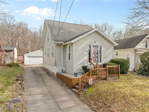 Exterior - 567 Elko Ave, Akron, OH 44305 photo 2 of 3