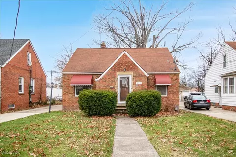 604 E 260th St, Euclid, OH 44132