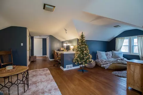 5691 Cherokee Dr, Lyndhurst, OH 44124 photo 29