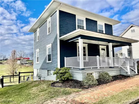 130 Ohio St, Barnesville, OH 43713