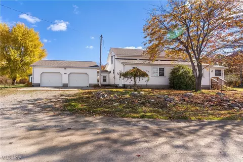 5070 Russell Rd, Andover, OH 44003