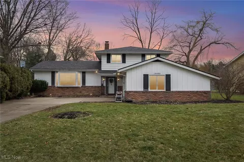 33580 Outley Park Dr, Solon, OH 44139