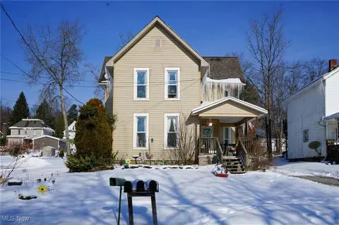 4555 W Prospect St, Mantua, OH 44255