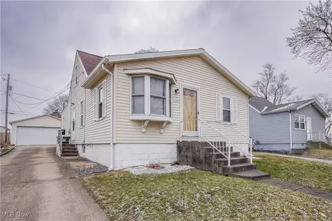 1716 Brooks Ave SW, Canton, OH 44706