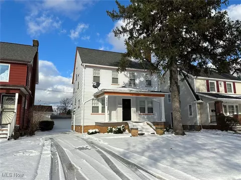 3393 Kildare Rd, Cleveland Heights, OH 44118