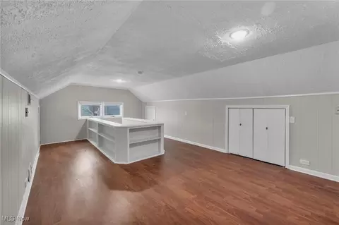 30025 Robert St, Wickliffe, OH 44092 photo 30