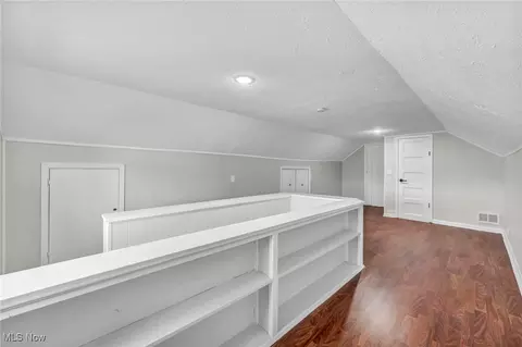 30025 Robert St, Wickliffe, OH 44092 photo 29