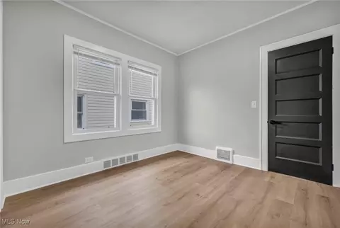 30025 Robert St, Wickliffe, OH 44092 photo 27