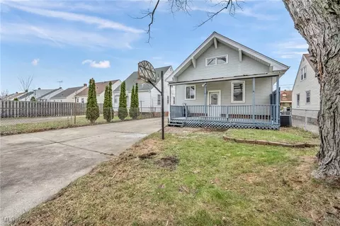 30025 Robert St, Wickliffe, OH 44092 photo 12
