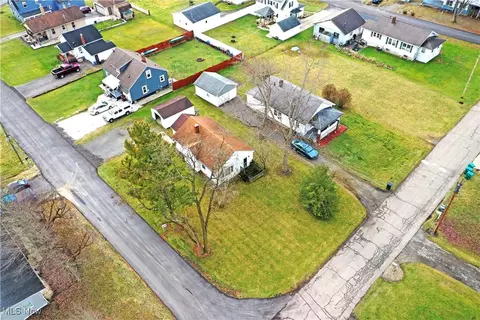 View/Area - 143 Marshall Ave W, Warren, OH 44483 photo 3 of 5