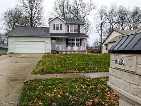 1079 Brittingham Dr, Ravenna, OH 44266