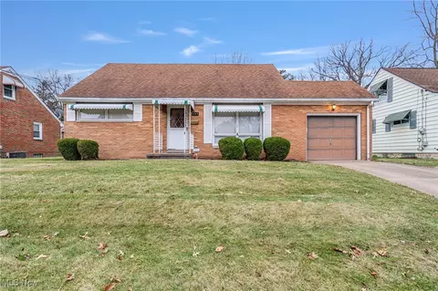 933 Linwood Ave SW, Canton, OH 44710