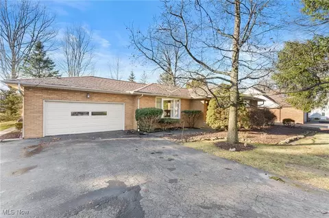 602 Miner Rd, Highland Heights, OH 44143
