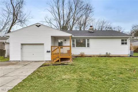 870 Gates Mills Blvd, Medina, OH 44256