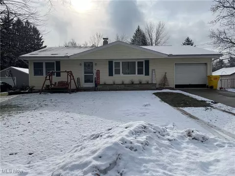 9 Biscoff Ave, Conneaut, OH 44030