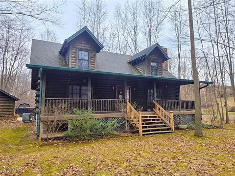 4532 Lotz Ave SE, East Canton, OH 44730